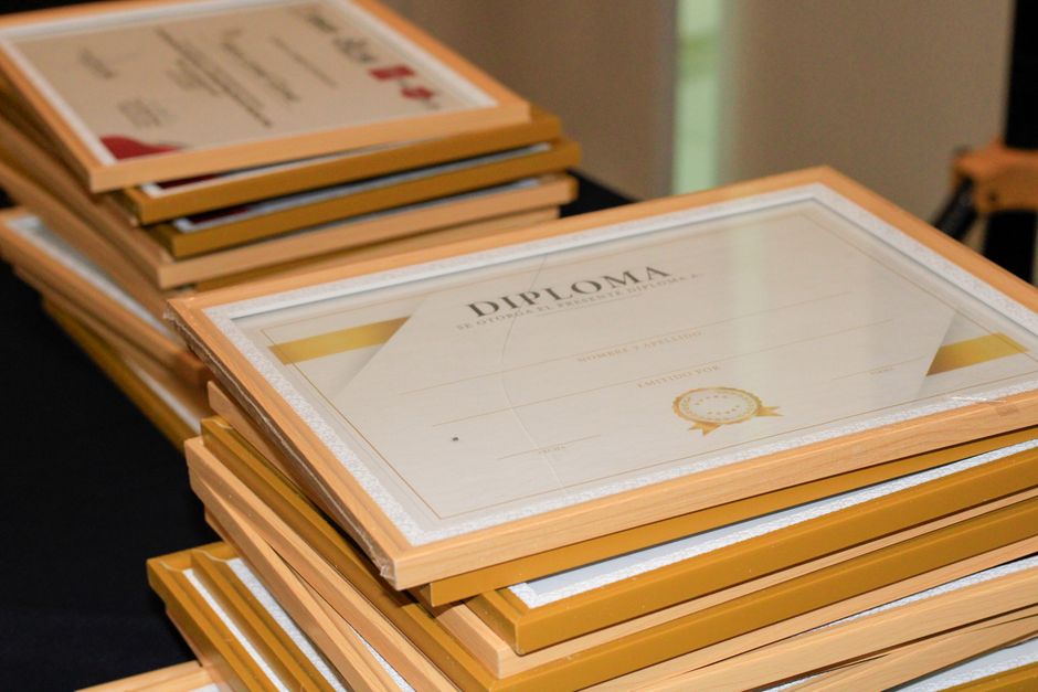 Jazykové certifikáty: Cambridge, Goethe-Zertifikat, DELE – co si vybrat